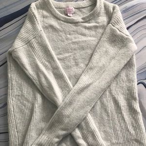 Maternity sweater!🌻🌻